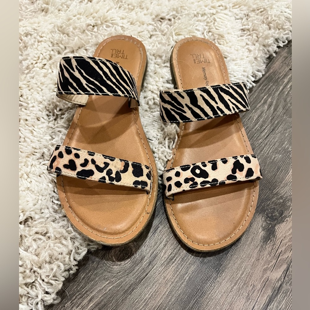 Time and Tru Memory Foam Zebra and Cheetah Sandals Size 8